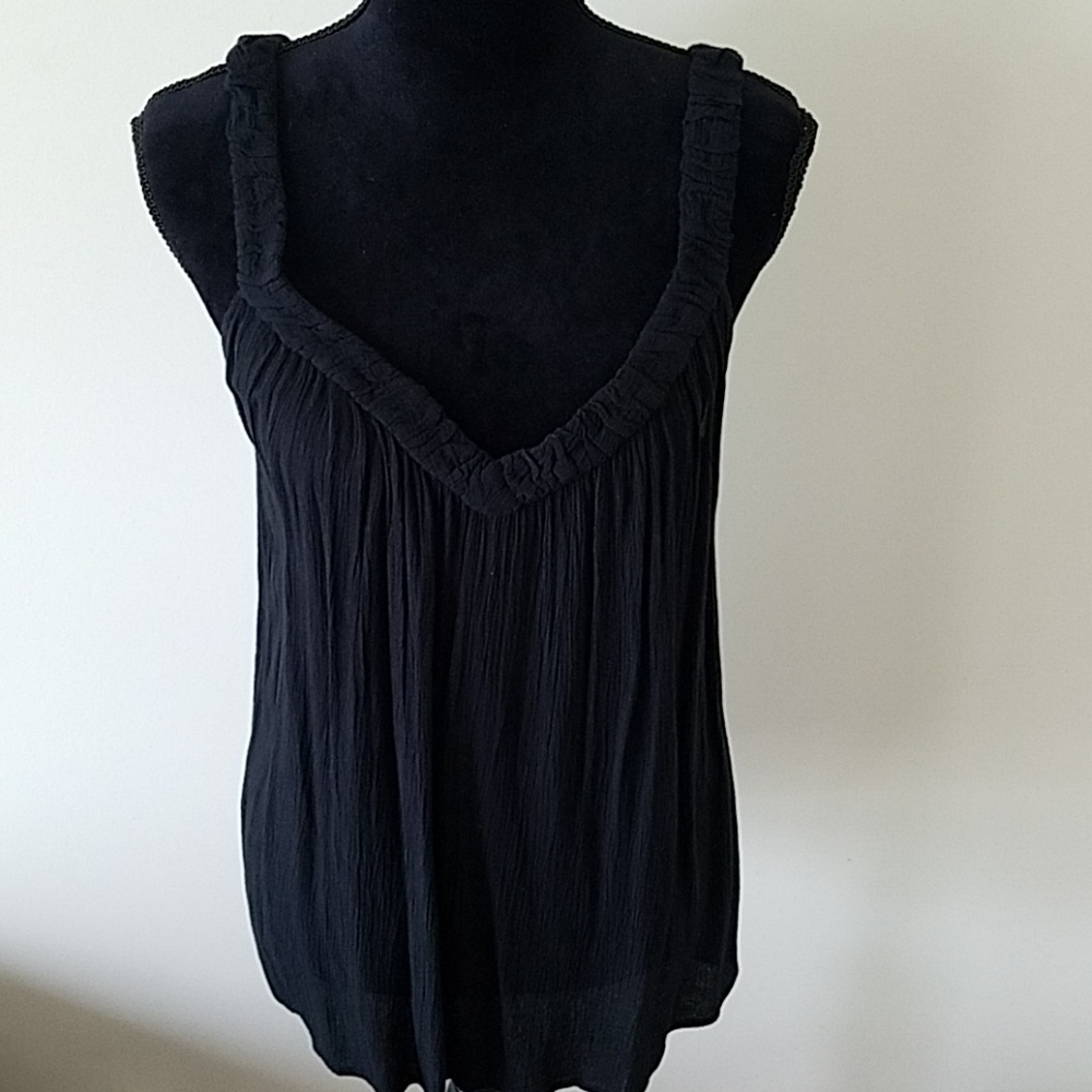 Roxy tank